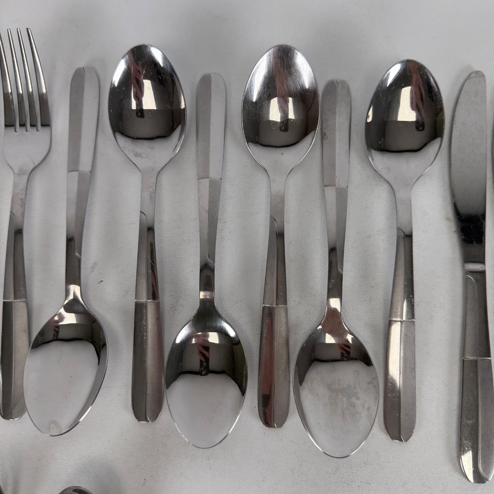 Mixed lot of 19 pc CAMBRIDGE CBS 176 Stainless Flatware Set - Picture 3 of 8